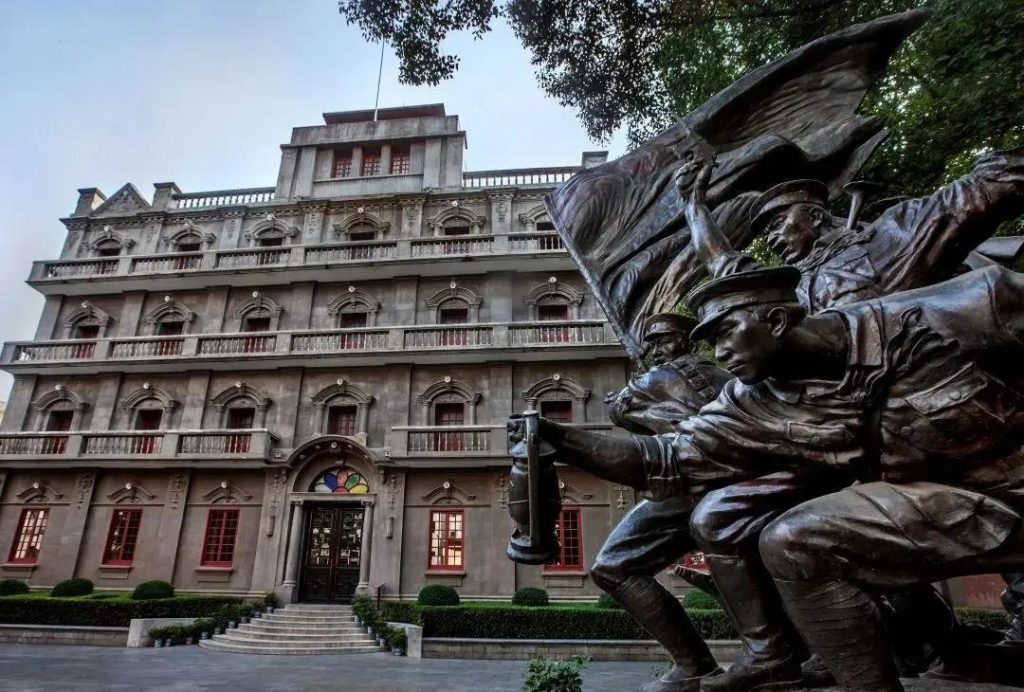 巖星特刊 | 走進(jìn)博物館,回憶崢嶸歲月插圖(2) 巖星特刊 | 走進(jìn)博物館,回憶崢嶸歲月插圖(2)